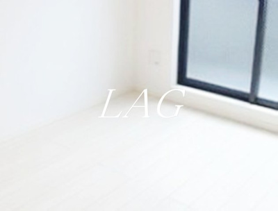 【居間・リビング】 | cocochi ODASAGA | 洋室のお部屋です。