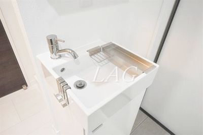 【洗面所】 | グランクオール秋葉原 | 洗面台です。