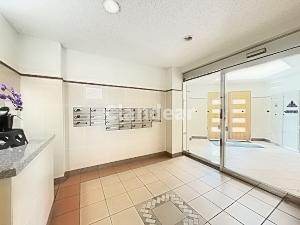 アーバンキャッスル新小岩のエントランス|ドキドキの新生活も、安心してスタート。ぴったりの住まいを見つけませんか？クランディアが一緒に住まい選びをサポートします‼　まずは、お気軽にお問合せください　＃クランディア