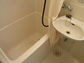 ジョイフル池袋要町の浴室