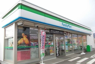 【周辺】 | ルスカＡ | ファミリーマート上大井店まで550m