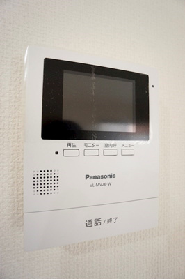 【セキュリティ】 | 上高田4丁目戸建 | モニター付きインターホンで防犯面も安心です！