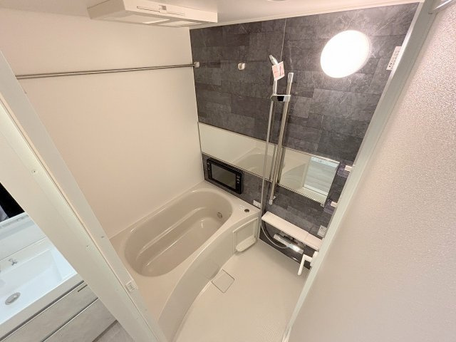 プレジオ東三国の浴室