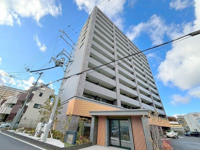 プレジオ東三国の外観