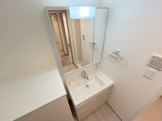 プレジオ東三国の独立洗面台