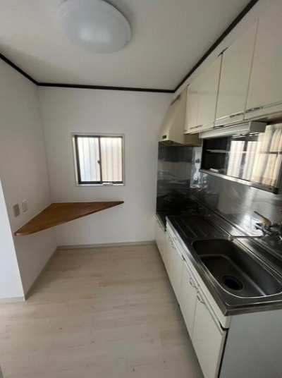 フラットイン蓮根のキッチン