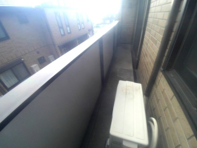 デルニエコートのバルコニー