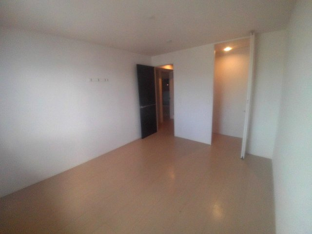 デルニエコートの洋室