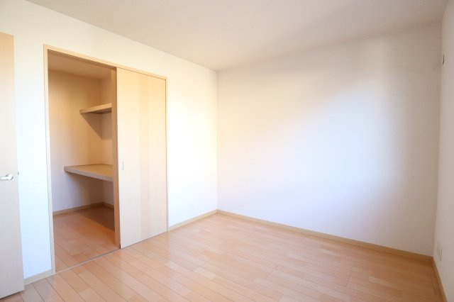 シュウメゾンＡの居間・リビング