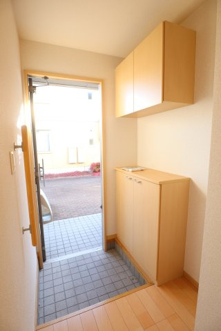 シュウメゾンＡの玄関