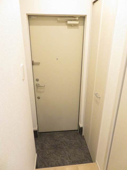 【玄関】 | ファミーユ・アン