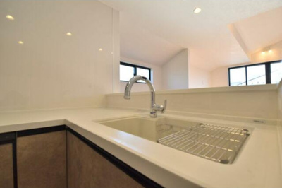 【キッチン】 | ～千歳烏山駅の邸宅　新築戸建～