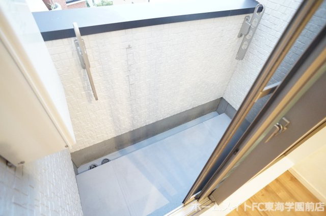 ADC月出メリッサのバルコニー