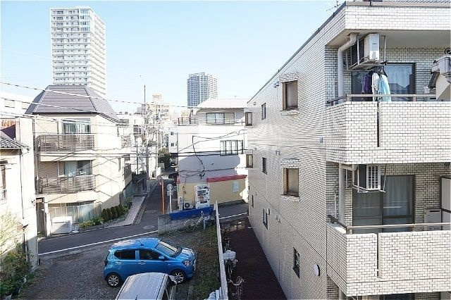 ルーブル弐番館の展望