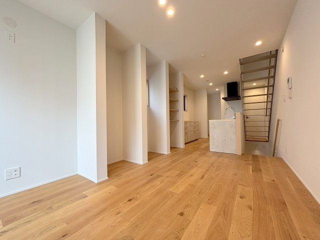 東三国のいえの居間・リビング