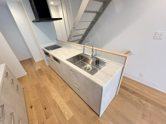 東三国のいえのキッチン