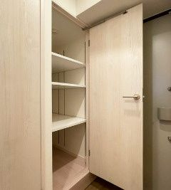 【玄関】 | LOC'S赤羽志茂