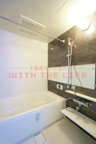 アーバンコート中央町【キャッシュバック対象】の浴室|きれいなお風呂です