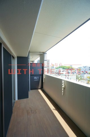 アーバンコート中央町【キャッシュバック対象】のバルコニー|バルコニーがあります