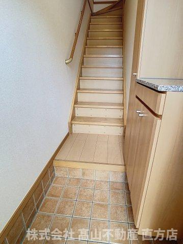 北九州市八幡西区木屋瀬３丁目のアパートの玄関