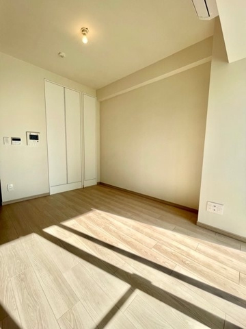 新品家具付きマンション宇田川町16(KaGood東京)の居間・リビング|ゆったり過ごせる居間です