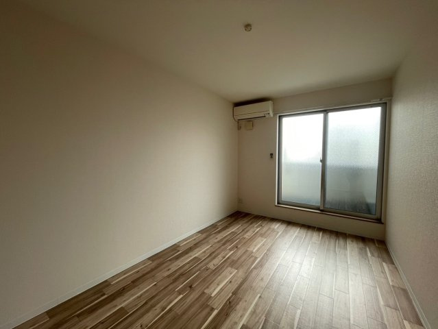 ウィン蛍池の居間・リビング