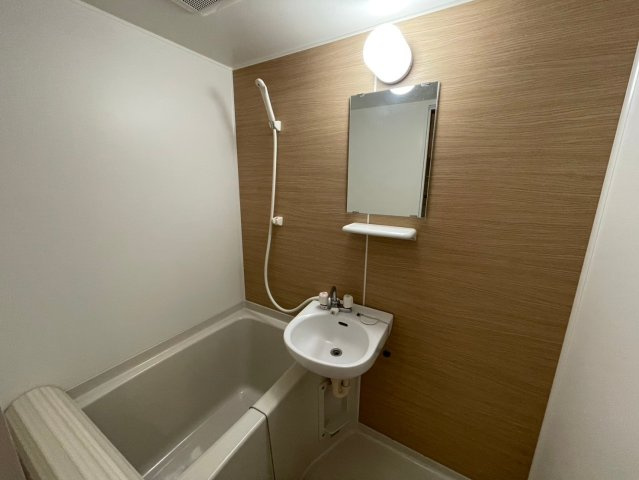 ウィン蛍池の浴室