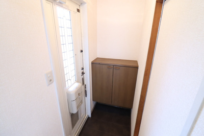 【玄関】 | コートプレジオ | 明るい玄関です