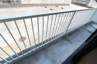 【バルコニー】 | コートプレジオ | 開放的で明るい空間を演出してくれるバルコニーです