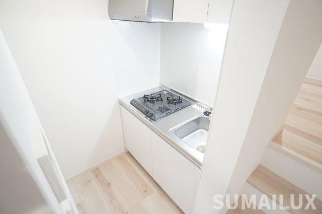 ADC日赤通ベルヴィルのキッチン