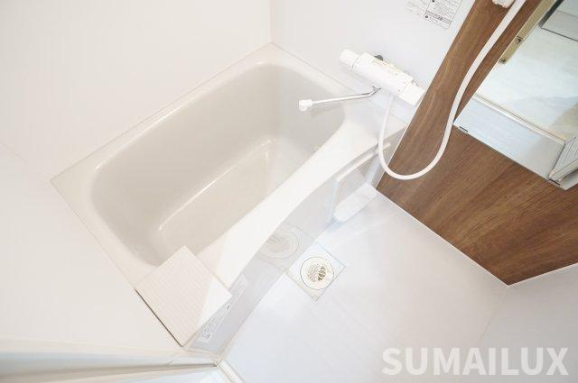 ADC日赤通ベルヴィルの浴室