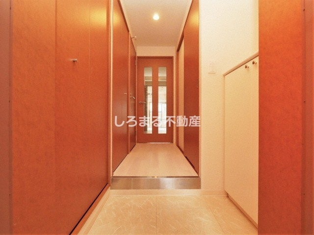 Ｌｏｉｓｉｒ　Ｋｕｓｕｎｏｋｉの玄関