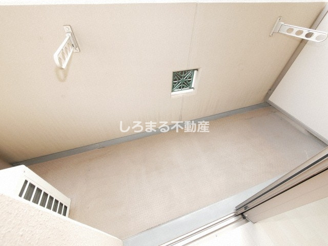 Ｌｏｉｓｉｒ　Ｋｕｓｕｎｏｋｉのバルコニー