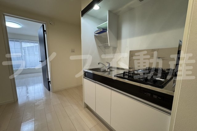 EXハイツMITO B棟のキッチン|コンパクトなキッチンで掃除もラクラク