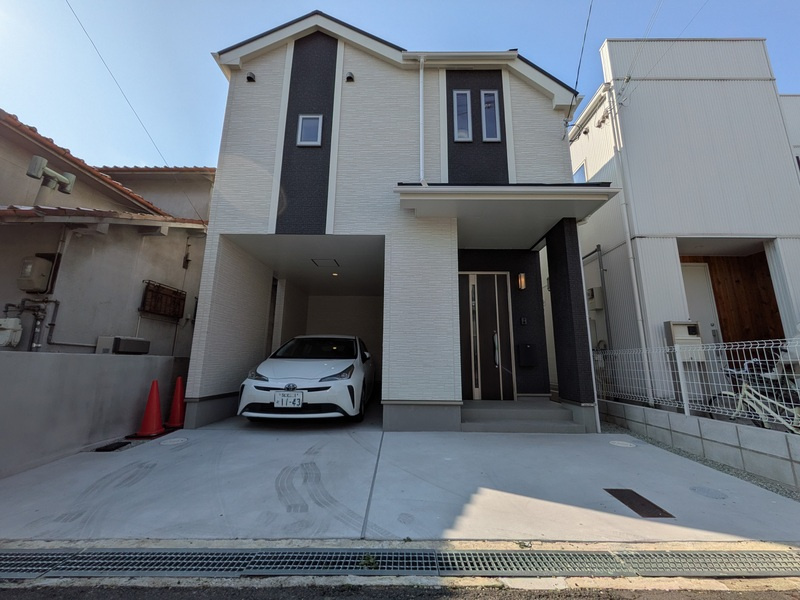 明石市東朝霧丘戸建の外観