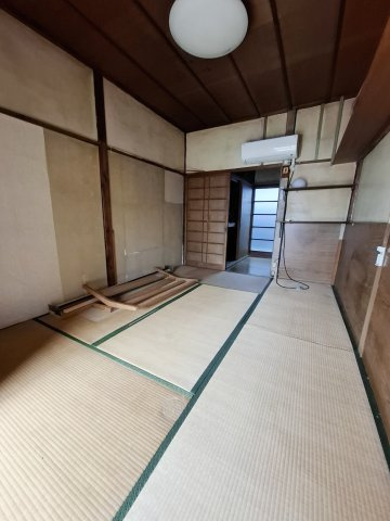 鳴尾5丁目テラスハウス（店舗・事務所等）の和室