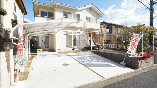【外観】 | 廿日市市宮園上５丁目　４ＬＤＫ＋ＷＩＣ戸建て | リフォーム済み４ＬＤＫ＋ＷＩＣ戸建て
洗面、浴室、トイレ水まわり新調
日当り、眺望も良好
幹線道路、各生活施設とアクセス良
カーポート駐車場、お庭、物置付き