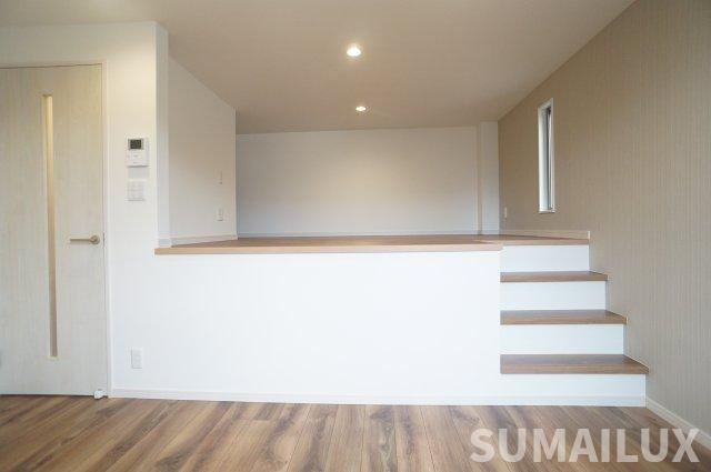 ADC龍田グランドゥールの居間・リビング