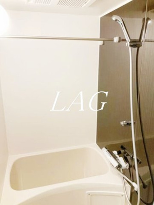 【浴室】 | ＰＲＥＬＵＤＥ | お風呂です。