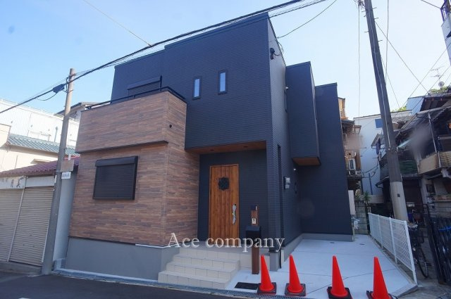 【外観】 | 生野区舎利寺1丁目 | 【新築完成済み！開放感のある角地！耐震等級3！省エネ基準適合住宅☆】ローン返済目安：月々約98301円（頭金0円、変動金利0.875％、返済期間40年、ボーナス払い無しで試算しています）