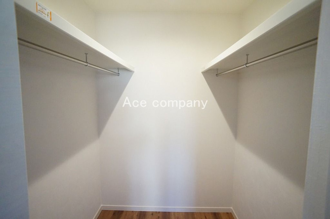 【収納】 | 生野区舎利寺1丁目 | 【2階：洋室7.25帖】のウォークインクローゼット内です♪