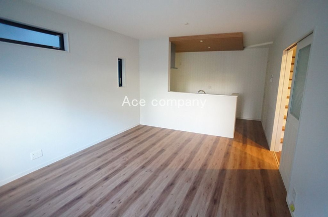 【居間・リビング】 | 生野区舎利寺1丁目 | 【LDK：15.66帖】