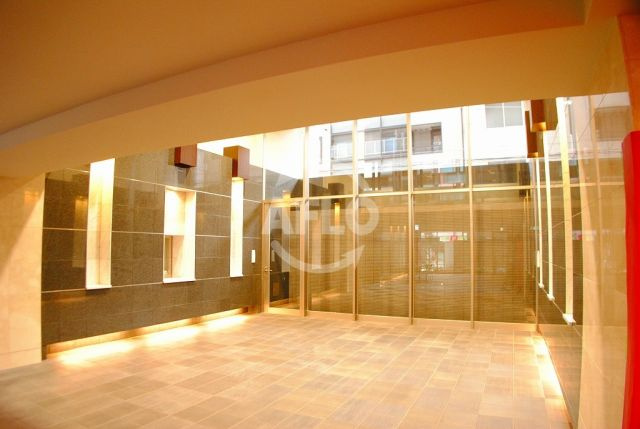 エステムプラザ心斎橋EAST Ⅳブランディアのロビー|エステムプラザ心斎橋EAST IVブランディア　ロビー