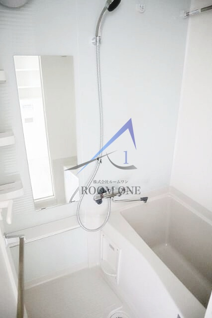 ＡＺＥＳＴ千住大橋の浴室|お風呂です。