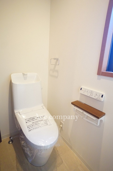 【トイレ】 | 東大阪市渋川町2丁目 | 2階のシャワートイレ新調です☆