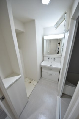 【洗面所】 |  L・Isobe三宮