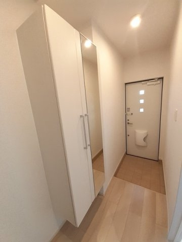 パープルストーンズの玄関