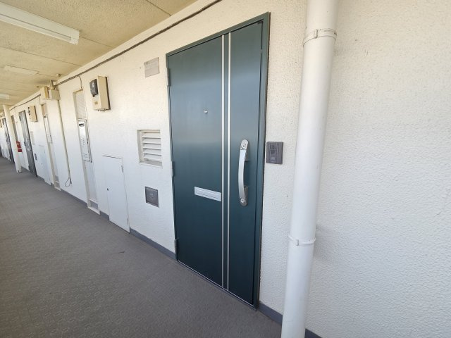 サンハイツ高崎　中古マンションの玄関|物件の入り口です。