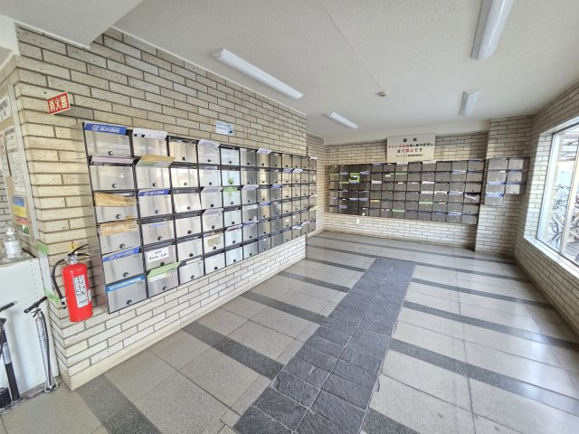 サンハイツ高崎　中古マンションの設備|集合ポストです。