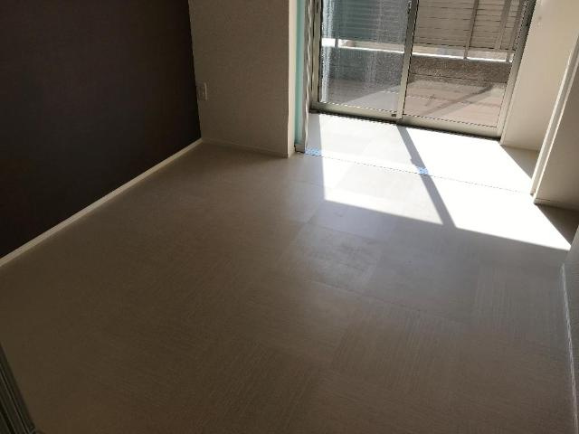 ディモーラの内装|洋室